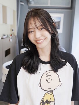 オルセン ディービーエー バルーンヘアー(OLSEN D.B.A BALLOON HAIR) ハイレイヤー/ミディアム/20代/顔周り/オリーブグレージュ