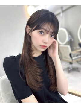 アイドットプラスサッポロ 札幌(i.+SAPPORO) ぱっつん前髪×ザクザクレイヤーカット