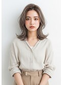 グレージュカラー×外ハネレイヤー