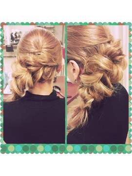 ヘアメイク アンク アレンジマーメイド