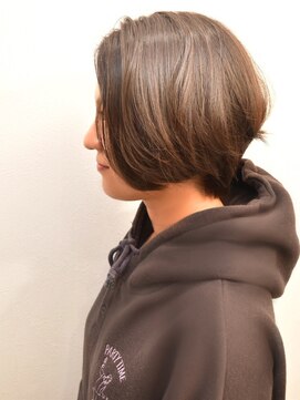 ヘアスタジオヘーフリヒ(HAIR STUDIO HoFLICH) 【持ち前をイカす】