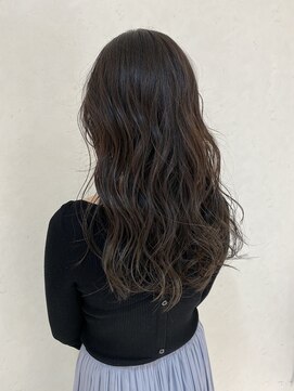 ロワゾ ヘア デザイン(L'OiSEAU HAIR DESIGN) 艶カラーロング
