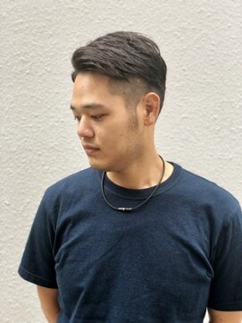 ライズ バイ レボ(RISE by REVO) 20代30代40代◎サイドパートショートソフトツーブロック