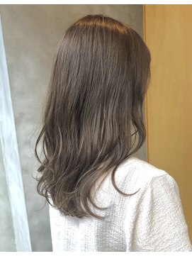 イニ 福井店(ini) 出海/オリーブベージュ/ハイライト