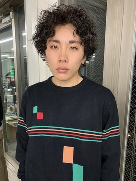 レコ 渋谷(LECO) まるで海外の若者のようなパーマヘア