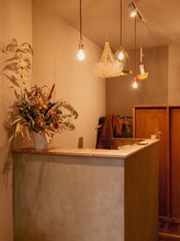 『こんにちは』優しいスタッフが笑顔でお出迎え致します。