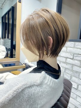 マグ ギンザ(mag ginza) 30代/40代/50代・絶壁解消・小顔前下がりショートボブ【中村】