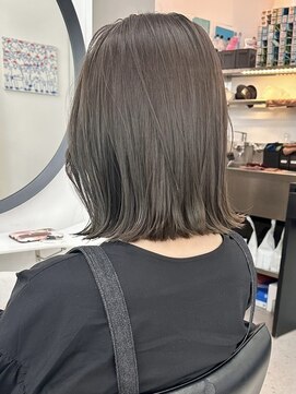 ヒビヲ(HIBIO) ナチュラルボブ黒髪ショートミニボブダブルカラーイルミナカラー