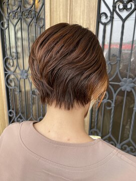 チョコレート(chocolate) 流行ショートボブ