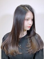 レヴィア(REVIA)&nbsp;レイヤーカット髪質改善トリートメント前髪カット