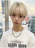 シースルーバング×ブロンドマッシュ