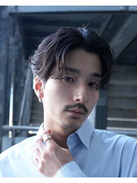 レタッチバイフィフス(RETOUCH by fifth) 原宿ニュアンスパーマメンズカットセンターパート30代