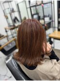 外ハネスタイル+オレンジカラー