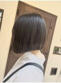 ぱつっとボブ