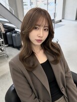 サムシング(Something.)&nbsp;ナチュラルベージュ/くびれ巻き/韓国風ヘア