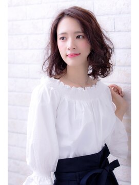 エルデ ナインズ ヘアー スタンド 川口店(elde 9's HAIR STAND) シルキーチョコレート＆プリカールの大人ガーリーモードヘア