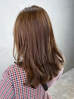 アルバム 銀座(ALBUM GINZA)&nbsp;アッシュベージュ_ローライトスリークボブ厚めバング_ba287123