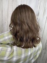 アンダーバーホワイト 南海難波店(_WHITE)&nbsp;【＿white+】ミルクティーベージュ×大人スタイル