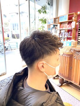 ベル(BELL) ツーブロックフェードカット【BELL用賀/桜新町】