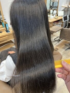 ジーニー(GeeNY) 自分史上最高の仕上がり髪質改善トリートメント