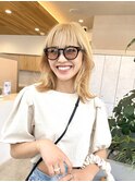 ブロンドベージュ、顔周りレイヤーカット、インナーカラー
