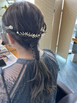 レモーリア 井口店 タイトポニー