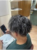 ツイストパーマ×ホワイトメッシュ