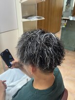 アルファサリダ(ALPHA SALIDA) ツイストパーマ×ホワイトメッシュ