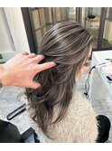 ハイライトブルージュマチルダボブインナーグレージュ前髪