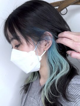 ブレイズヘアー(BLAZEhair) ウルフ×ターコイズブルー×イヤリングカラー×ブリーチ２回