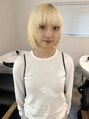 シイ(SIE) ハイトーンにぱつっとカット◎