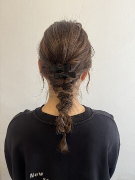 フレアクレム(FLEAR cre:me) ヘアアレンジ Instagram『5月14日』