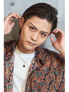 ワンズナゴヤ 名古屋栄店(ONE's NAGOYA) スペインカールスパイキーショートブルーブラックフェザーパーマ