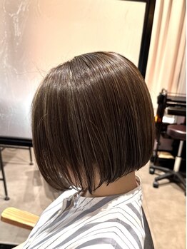 パル ミーツ(pal meets)の写真/白髪ぼかし（ハイライト）で楽しむ透明感*白髪が出てきはじめの方も、明るめにキレイなデザインに♪ 