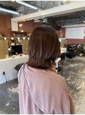顔まわりレイヤーミディアムヘアカット透明感オリーブベージュ