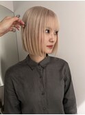 white beige/bob cut