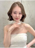 あご下3cmヘーゼルベージュ