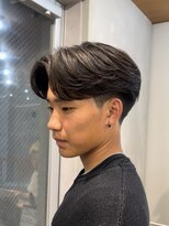 ニコトウキョウ 新宿(nico TOKYO) テーパーフェードニュアンスパーマ刈り上げセンターパートメンズ