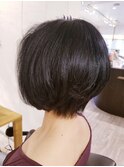 前下がりボブ(スタイリスト西田)