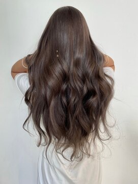 イース バイ アンブルリュクス 北千住(Ease by amble luxe) グレージュカラー