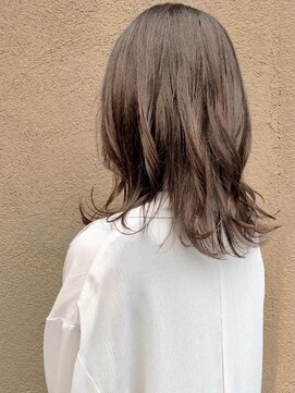 トップヘアー アヴェニュー 刈谷(TOPHAIR Avenue) 透明感カラーで軽やかに!/ことりベージュ