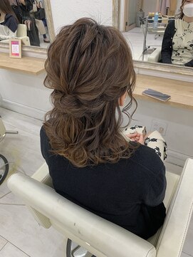 プティクローシェ バイ クオーレ(petite cloche by CUORE) ハーフアップ