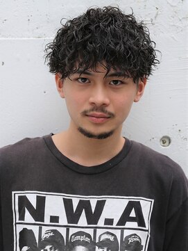 ガズル ハラジュク(GUZZLE HARAJUKU) *色気無造作刈り上げツイストスパイラルパーマ　黒髪パーマ*