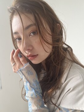 エクリ シセイドウ 麻布十番店(equri×SHISEIDO) 【麻布十番】ゆるふわロング