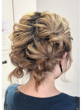 フェリア 池田(FERIA) 顔周りカット/韓国ヘア/ヘアアレンジ/透明感カラー/艶髪