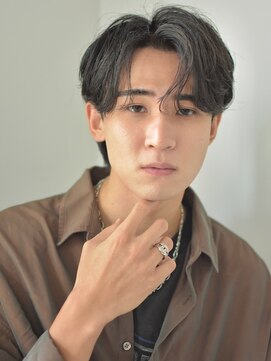 ディッセンバー 神宮前(December) ニュアンスパーマ/マッシュパーマ/ウルフ/波巻きスパイラル/渋谷