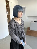 アム(am)&nbsp;水色カラー/裾カラー/ぷつっとボブ