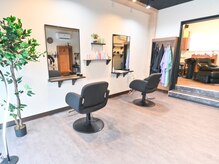 マリヒニ(MARIHINI)の雰囲気（店内の雰囲気はシックな落ち着いたプライベートサロン）