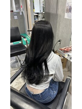 ラック(LUCK) レイヤーぱっつん前髪ステップボーンカットシルキー船橋/韓国