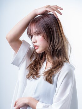 ヘアケアサロン セイブ プラス 久米川店(hair care salon Seibu plus)の写真/風になびくエアリー感覚のパーマでスタイルチェンジを！アレンジも自由自在で、周りと差がつく―。